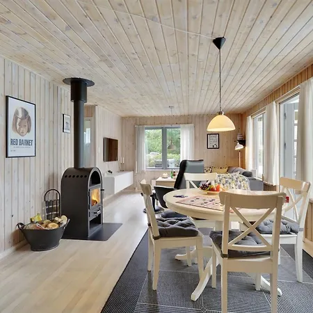 Ferienhaus Ane - 1-7km From The Sea By Interhome *
