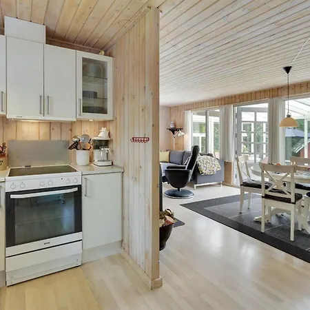 Ane - 1-7km From The Sea By Interhome Hals