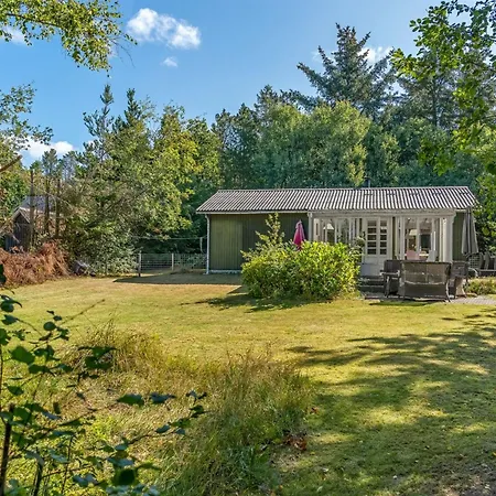Ane - 1-7km From The Sea By Interhome *